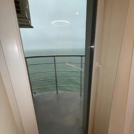 Luxury Sea View * Odesa